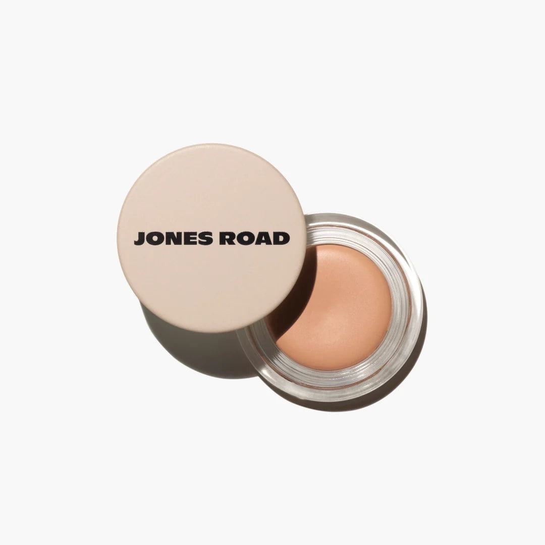 Wide Awake Brightening Concealer image 8